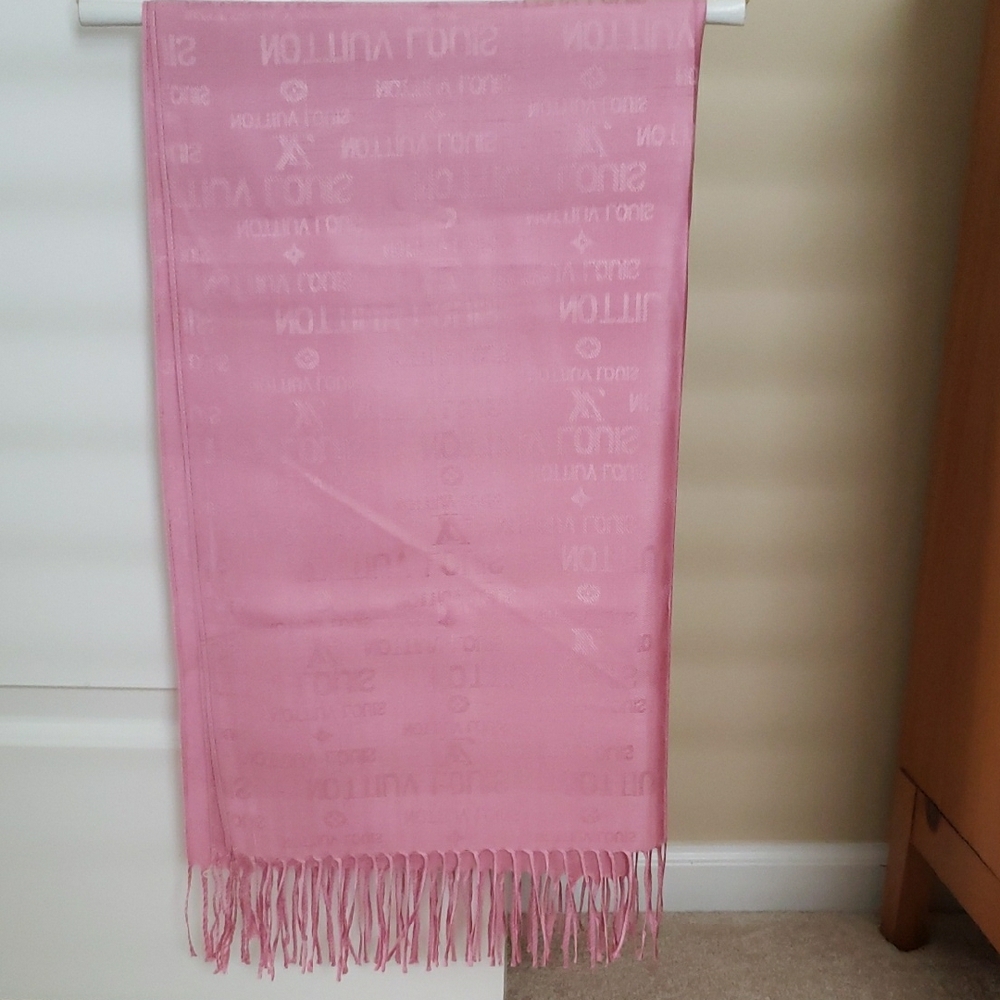 Pink Pashmina Scarf with Fringe